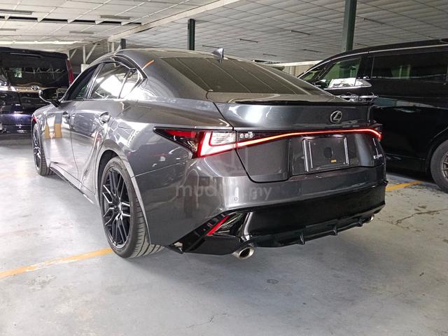 2023 Lexus IS300 2.0 F-SPORT MODE BLACK 3 - 4