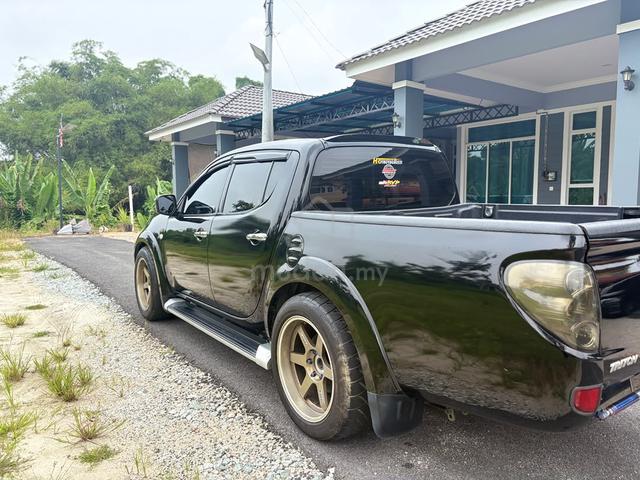 2010 Mitsubishi TRITON 2.5 KB4TGJRXZR FACELIFT (M) - 5
