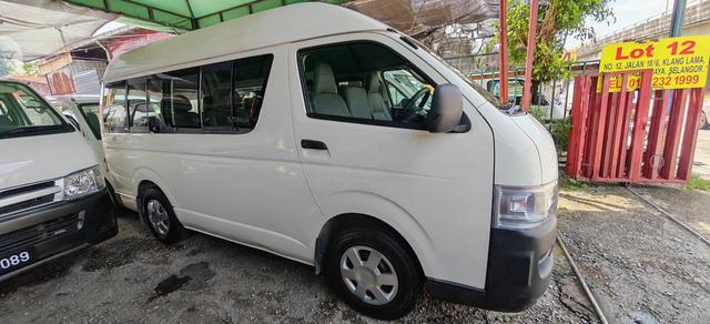 2006 Toyota HIACE 2.5 (M) One Owner Acc Free - 1