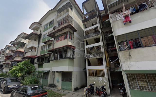 Glen Court 1