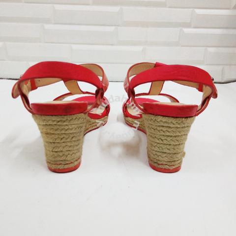 Carousel Image