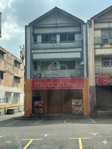 Putra Permai Commercial Centre,Taman Equine Seri Kembagan,3 storey Sh 1