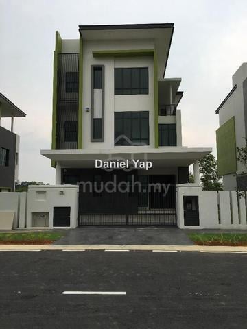 New Bungalow Rawang Near Aeon Freehold 1
