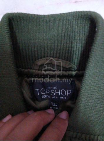 Jacket, outerwear - photo 3 of 5