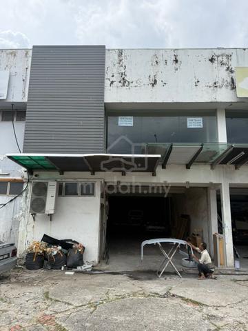 Kawasan Perindustrian Taman Universiti 1.5 Storey Factory Johor Bahru 1