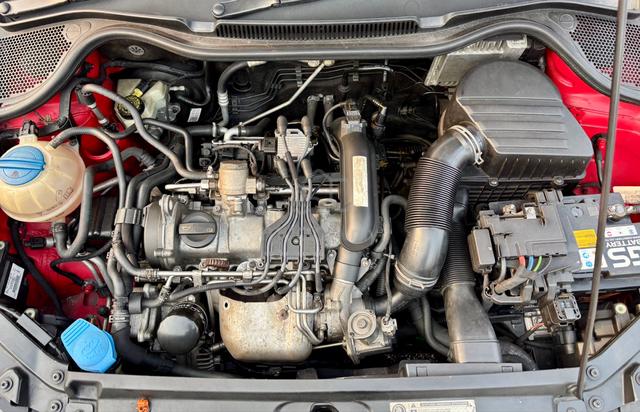 2011 Volkswagen POLO 1.2 TSI (CBU) (A) - 5