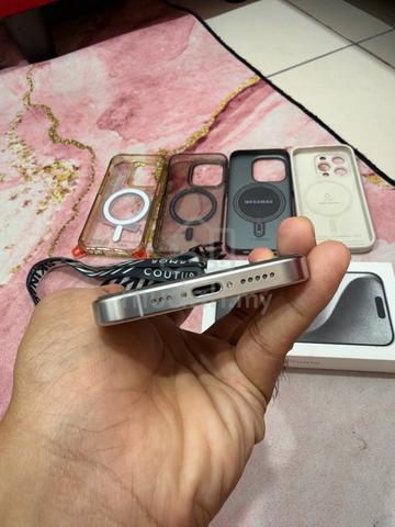 iPhone 15 Pro (Used) - photo 3 of 5