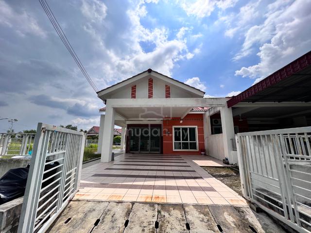 Rumah Cantik Sri Iskandar Untuk Di Sewa 1