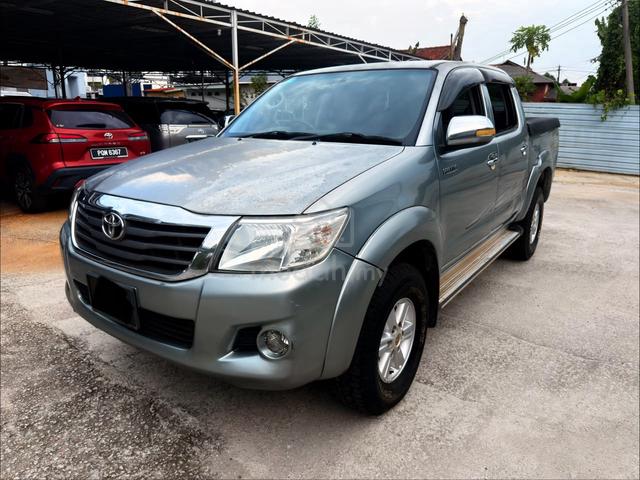 2012 Toyota HILUX 2.5 G (A) - 1