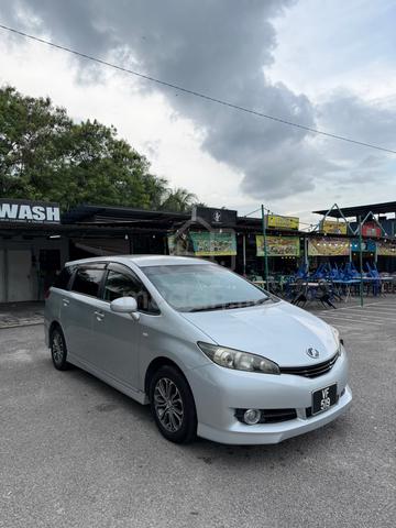 2011 Toyota WISH 1.8 X (A) - 1