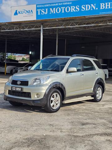 2011 Toyota RUSH 1.5 G F700RE FACELIFT (M) - 1
