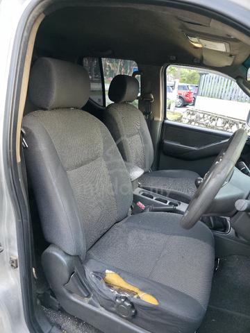 2015 Nissan NAVARA 2.5 CLASSIC/PASAR MALAM LV (M) - 4