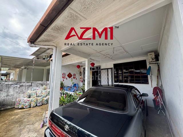 Prime Location Double Storey Terrace Intermediate Padang Kerbau Miri 1