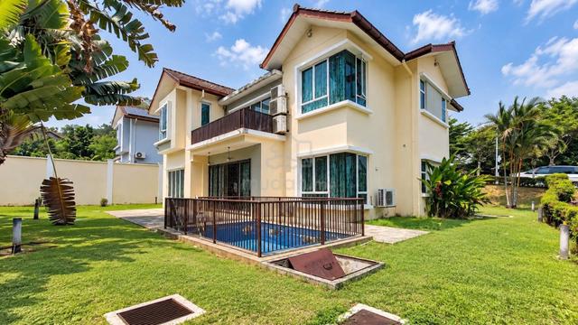 EXCLUSIVE 2 Sty Bungalow Hse Teratai Villas Kayangan Heights Shah Alam 1