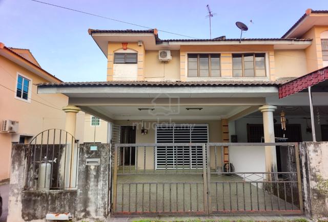 Renovated 2 storey intermediate lot at Pusing, Ipoh. 1