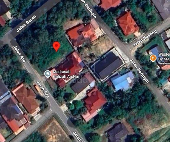 Lot Banglo Kampung Dato Abdul Rahman Yassin, Kluang 1