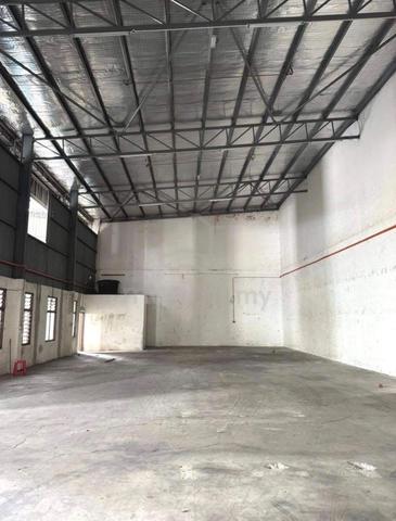 Kempas 1.5sty Cluster Factory Warehouse with Racking Jb Impian Emas 1