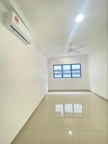 ROOM FOR RENT (Small Room & Medium Room) 1