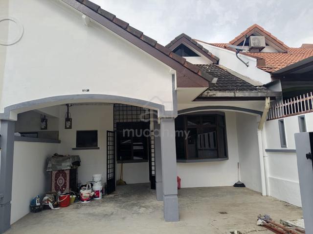 FOR SALE Single Storey Terrace House,Taman Daya 1