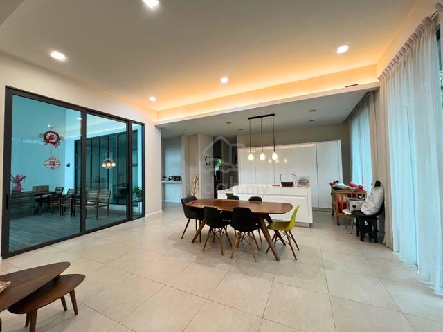 For Sale|Penampang|Spacious|Modern Layout|Private Offce Blok|Huge Land 1