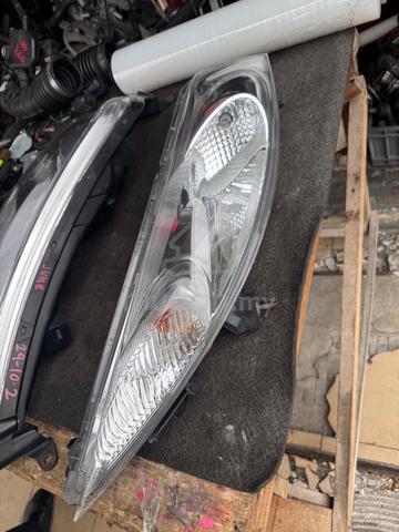 No 29-10-2 Nissan Juke PFL Signal Lamp Jpn - photo 2 of 6
