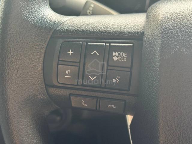 2024 Toyota HILUX 2.4 E (A) WARRANTY GR SPORT - 4