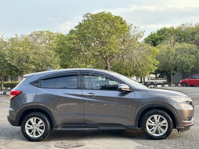 2015 Honda HR-V 1.8 V (A) - 4