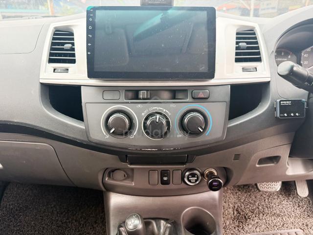2012 Toyota HILUX 2.5 G (A) - 3