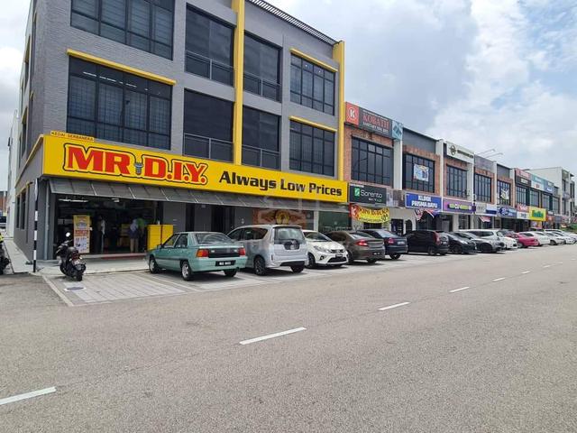 Gelang Patah 68 Avenue Pusat Komersial Suria 3 Storey Shoplot Tenanted 1