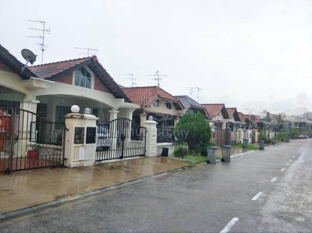 [Full Loan] 1 Storey Big Size Impian Emas Bukit Impian House for Sale 1