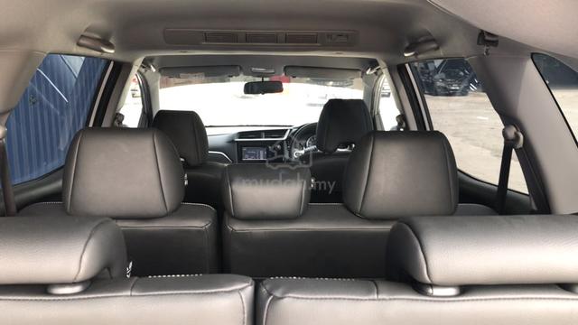2018 Honda BR-V 1.5 V (loan kedai) - 5