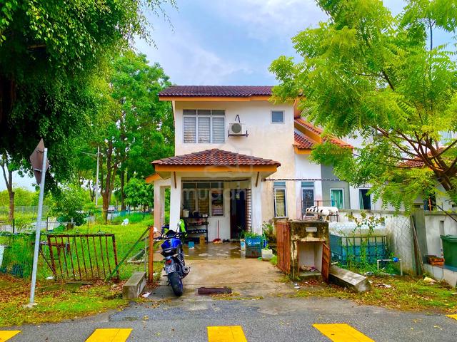 CORNER LOT + EXTRA LAND, SP2, Bandar Saujana Putra 1