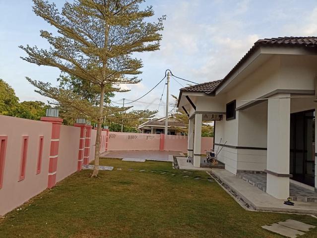 RUMAH BANGLO Tanah Luas (Renovated)🔥 Kepala Batas, Kedah 1