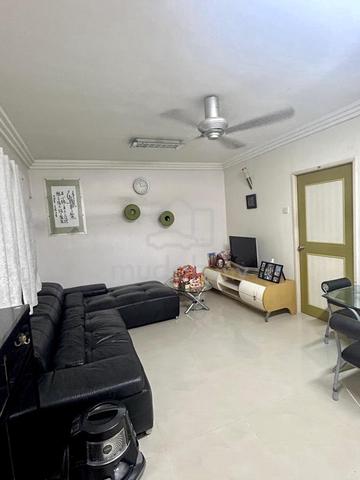 Sri Ivory (Sri Ivori) Apartment 1