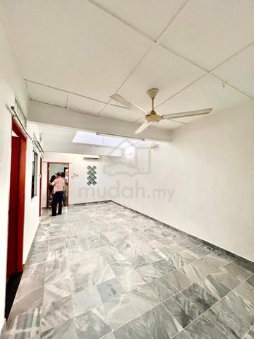 Partial Furnished Single Storey House Taman Desa Jaya Kepong 1