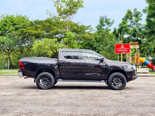 2022 Toyota HILUX 2.4 DOUBLE CAB 2.4V (AT) 4X4 (A) - 5