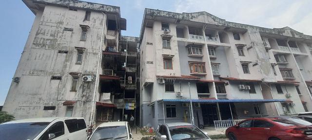 Desa Cemara 1