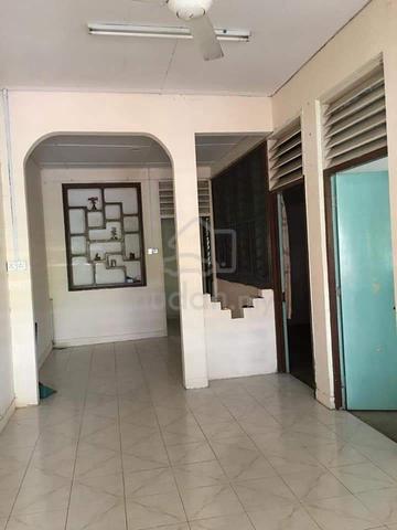 [FOR SALE] Cloud Estate Gem: 11-Min Walk to SGH | Rare 771-Year Title 1