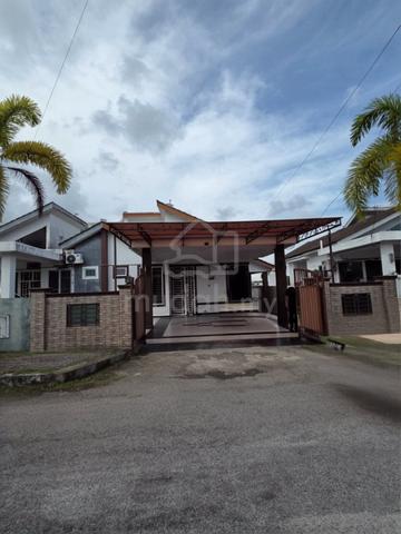 Semi D Fully Renovated For Sale. 1