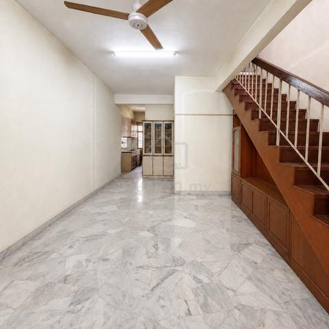 Bandar Puchong Jaya Ample C/Park Kitchen Cabinet New Paint Clean 1