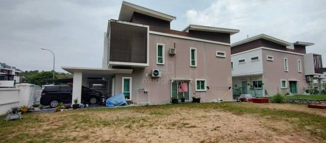 Corner Unit Paling Besar & Paling Murah 1