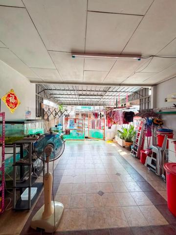 Good Condition Johor Jaya @ Jalan Seroja Low Cost Double Storey House 1