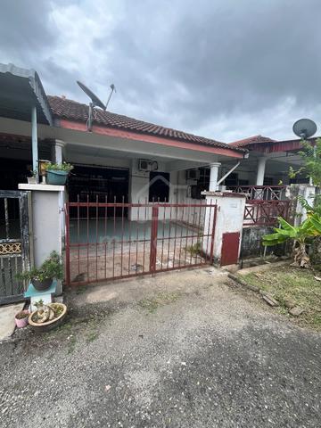 Rumah 1 tingkat Taman Mentakab pahang 500m ke bandar jalan kaki 1
