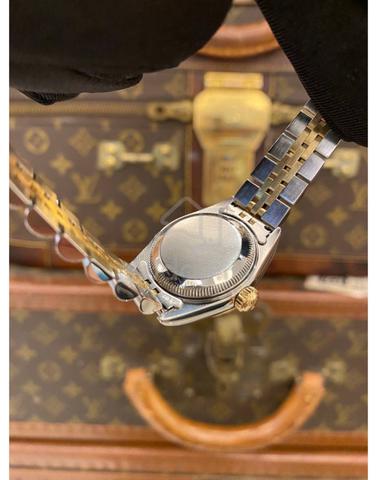 Carousel Image