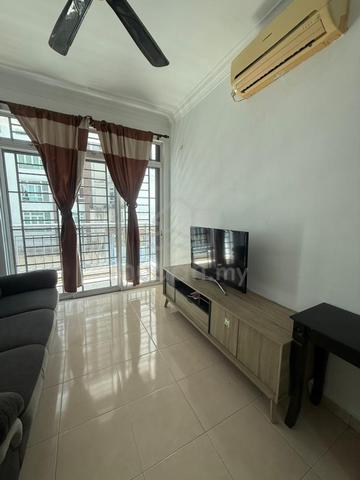 Golden Sands Seaview Residence Suites 1