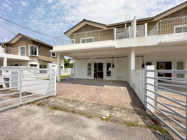 FOR SALE: SEMI-D @ DESIRAN BAYU PUCHONG-Malay Reserve 1