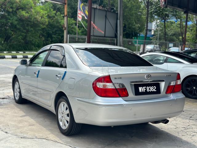 2004 Toyota CAMRY 2.4 V (A)CONDITION MEMANG CANTIK - 4