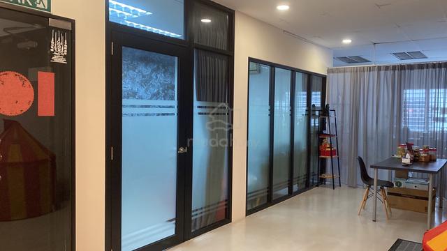 private working space to rent 1
