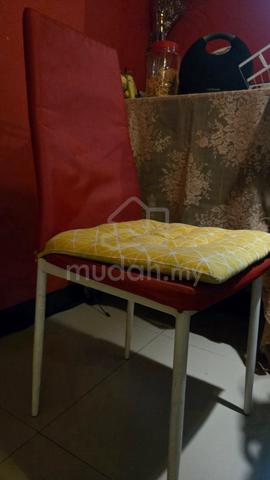 Dining chair and table - photo 6 of 6