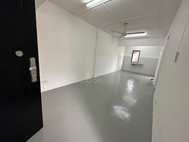 Flat Taman Plentong Utama 1